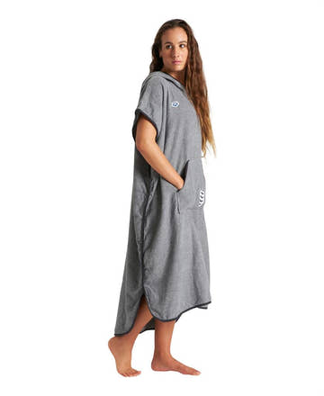 Arena Women's Icons Hooded Poncho  Swim Gear  Arena