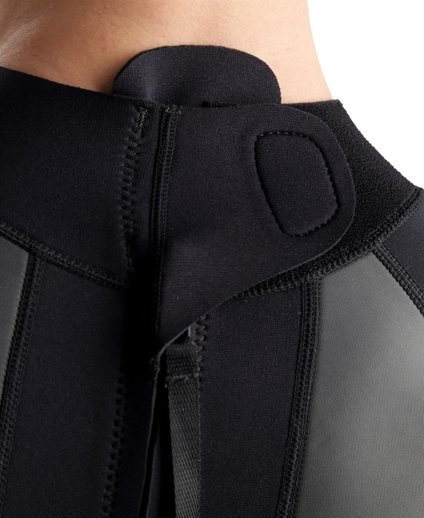 Arena Men's Aquaventure Wetsuit Shorty  Men Triathlon Wetsuits  Arena