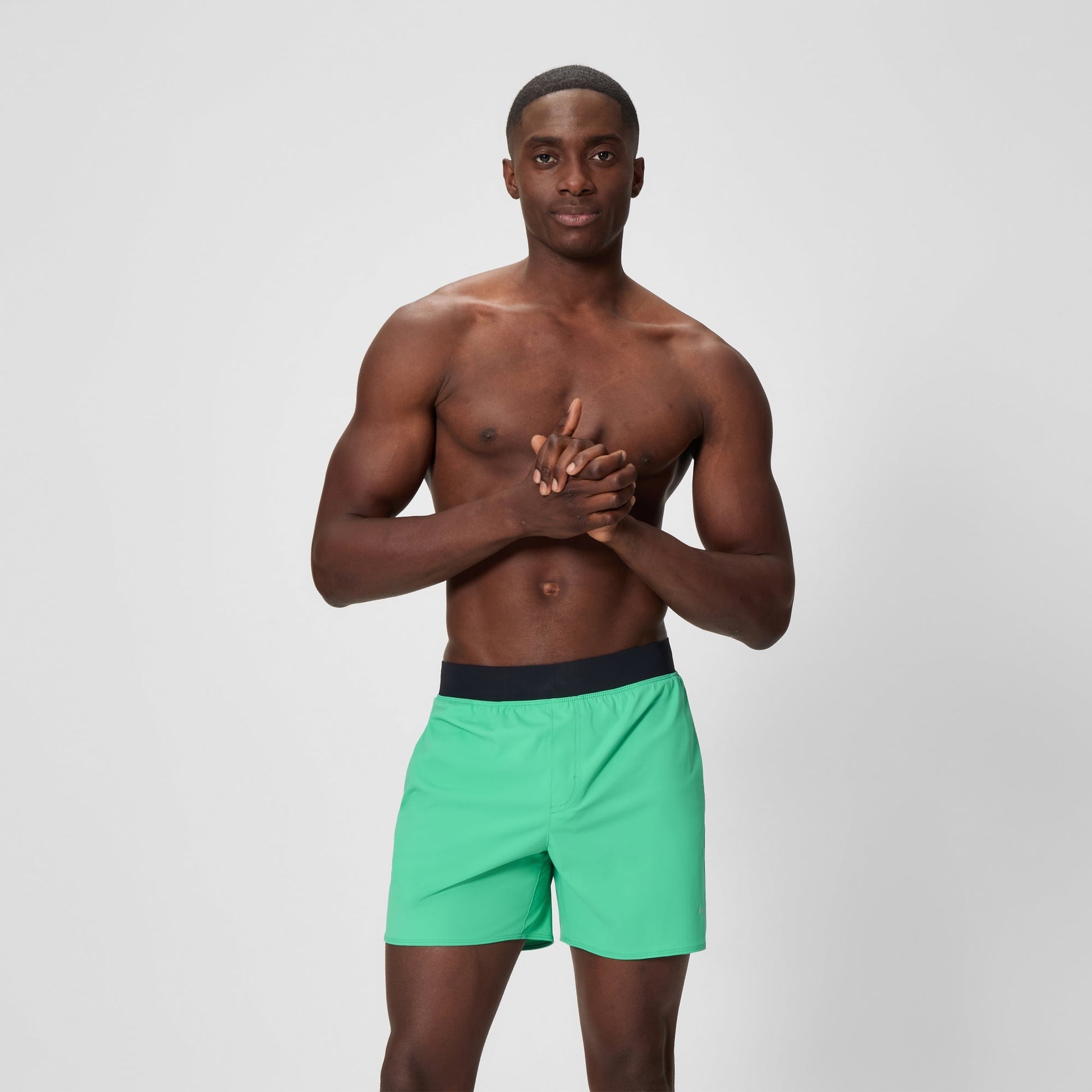 Speedo Men's The Lookout 16 Inch Solid Volley Short  Men's Volley Short  Speedo