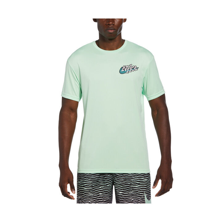 ★NIKE★SCRIBBLE PATCH SHORT SLEEVE ハイドロガード★追跡可 Nike Men Scribble Patch Short Sleeve Hydroguard