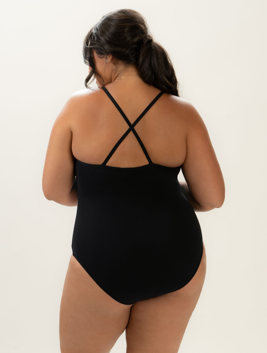 Dolfin Aquashape Women’s Blocked Moderate One Piece – Criss-Cross Straps  Women's Aquatic Fitness Swimsuits  Dolfin