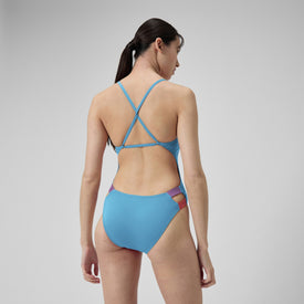 Speedo Women's Solid Twist Back One Piece Swimsuit