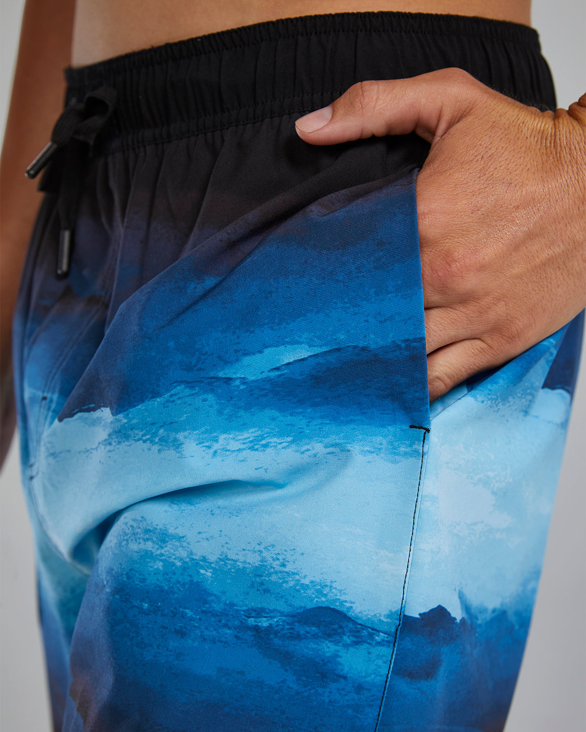TYR Men's Skua Volley Short Stratus  Men's Volley Short  Tyr