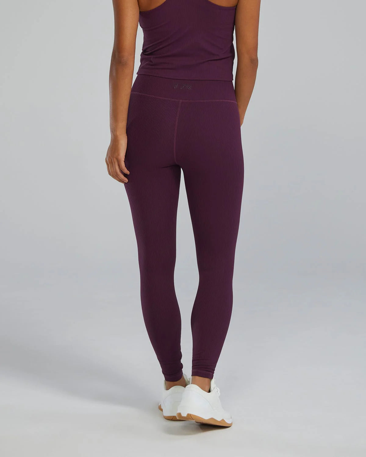 TYR Women's Joule Elite Ribbed High-Rise Legging 25-Inch  Leggings  Tyr