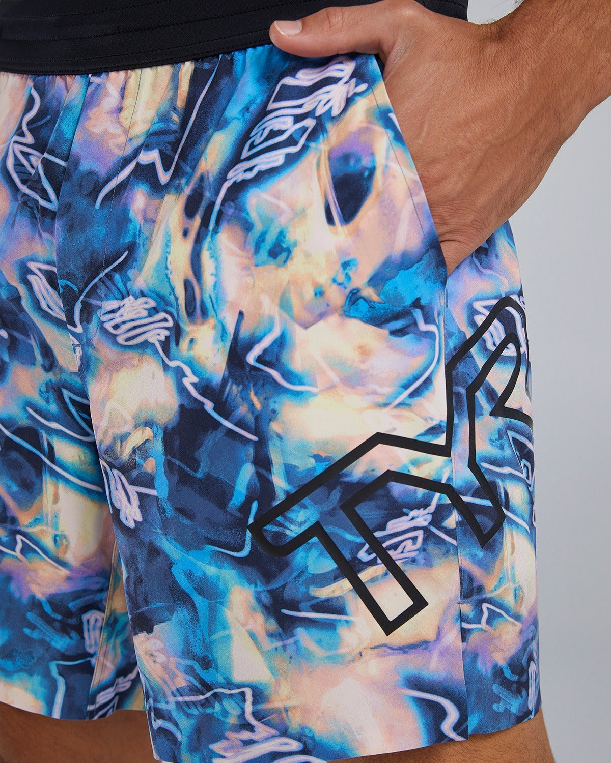 Tyr Hydrosphere - Men's Unbroken Shorts - Lined 7 - Voltage Pazzo  Shorts  Tyr