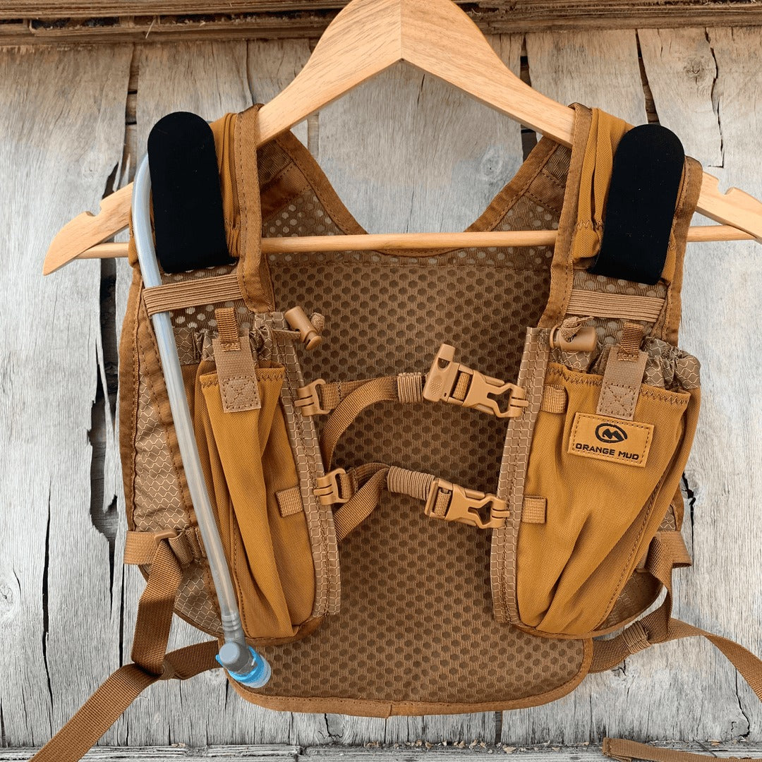 Orange Mud Endurance Pack V3.0 Plus Trekking Pole Hardware Attachments  Hydration Vest  Orange Mud