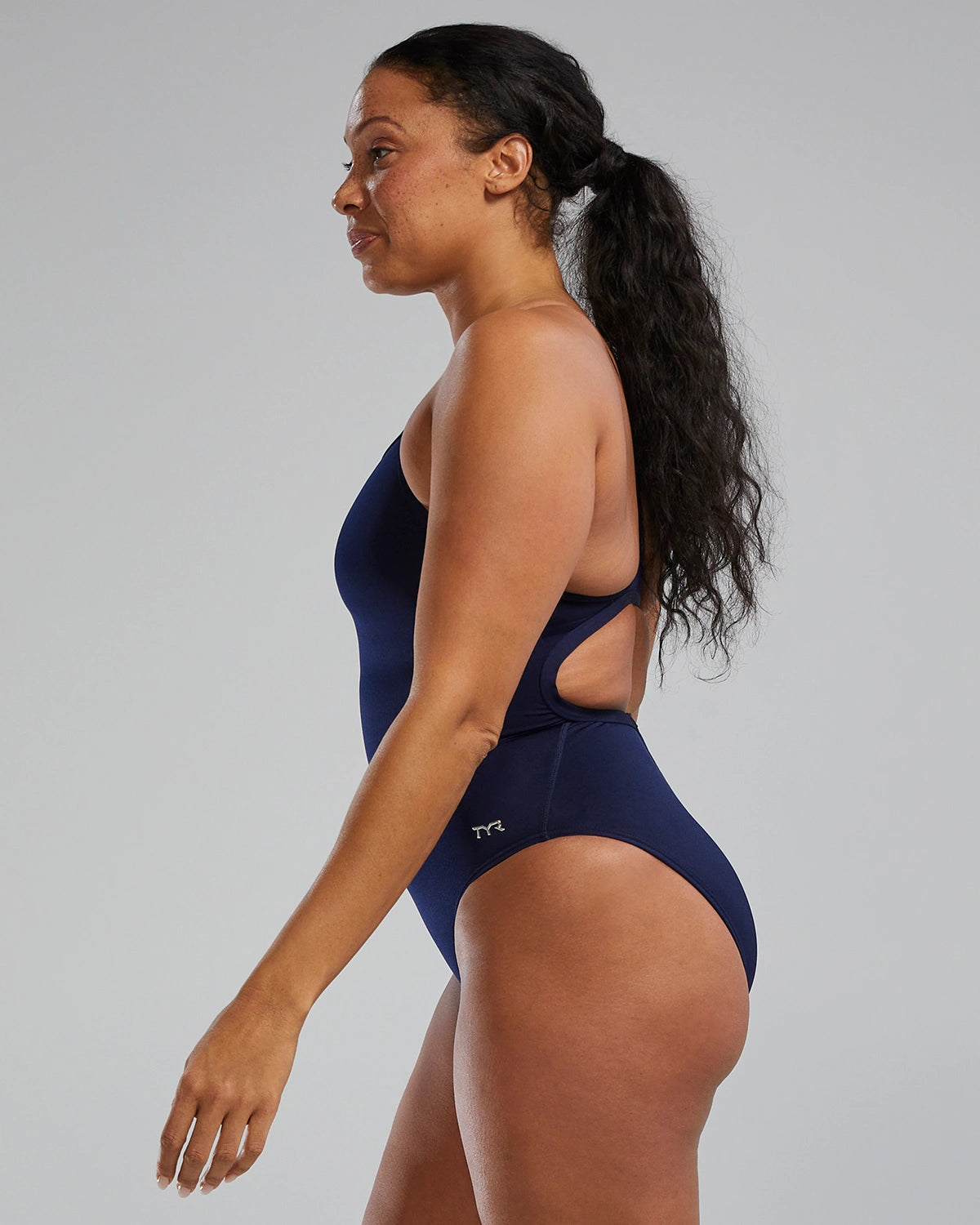 TYR Women's Solid Diamond Controlfit One Piece Swimsuit  Competition Swimsuits  Tyr