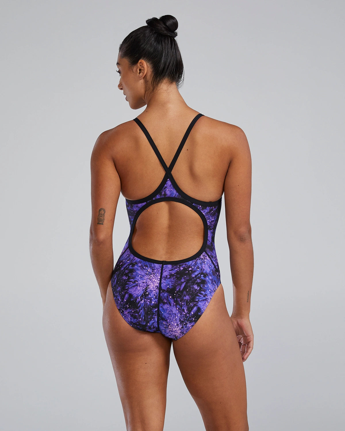 TYR Women's Radiant Flaire Diamondfit One Piece Swimsuit  One Piece Swimsuits  Tyr