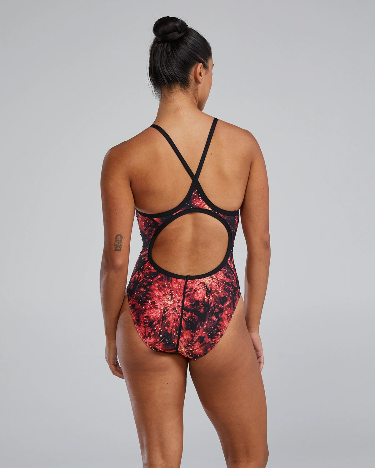 TYR Women's Radiant Flaire Diamondfit One Piece Swimsuit  One Piece Swimsuits  Tyr