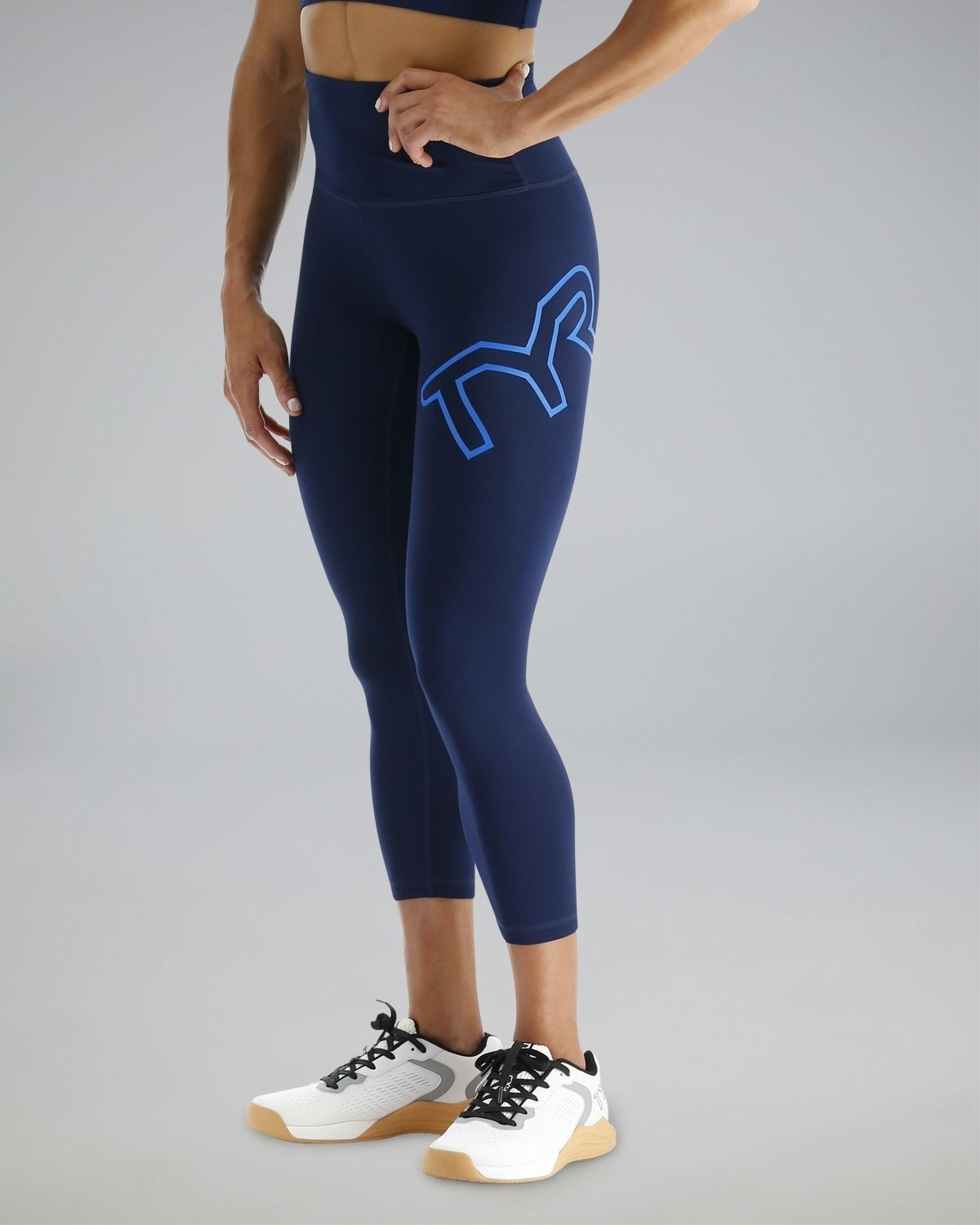 Tyr Base Kinetic Women's High-Rise 21in Logo Leggings - Solid  Activewear  Tyr