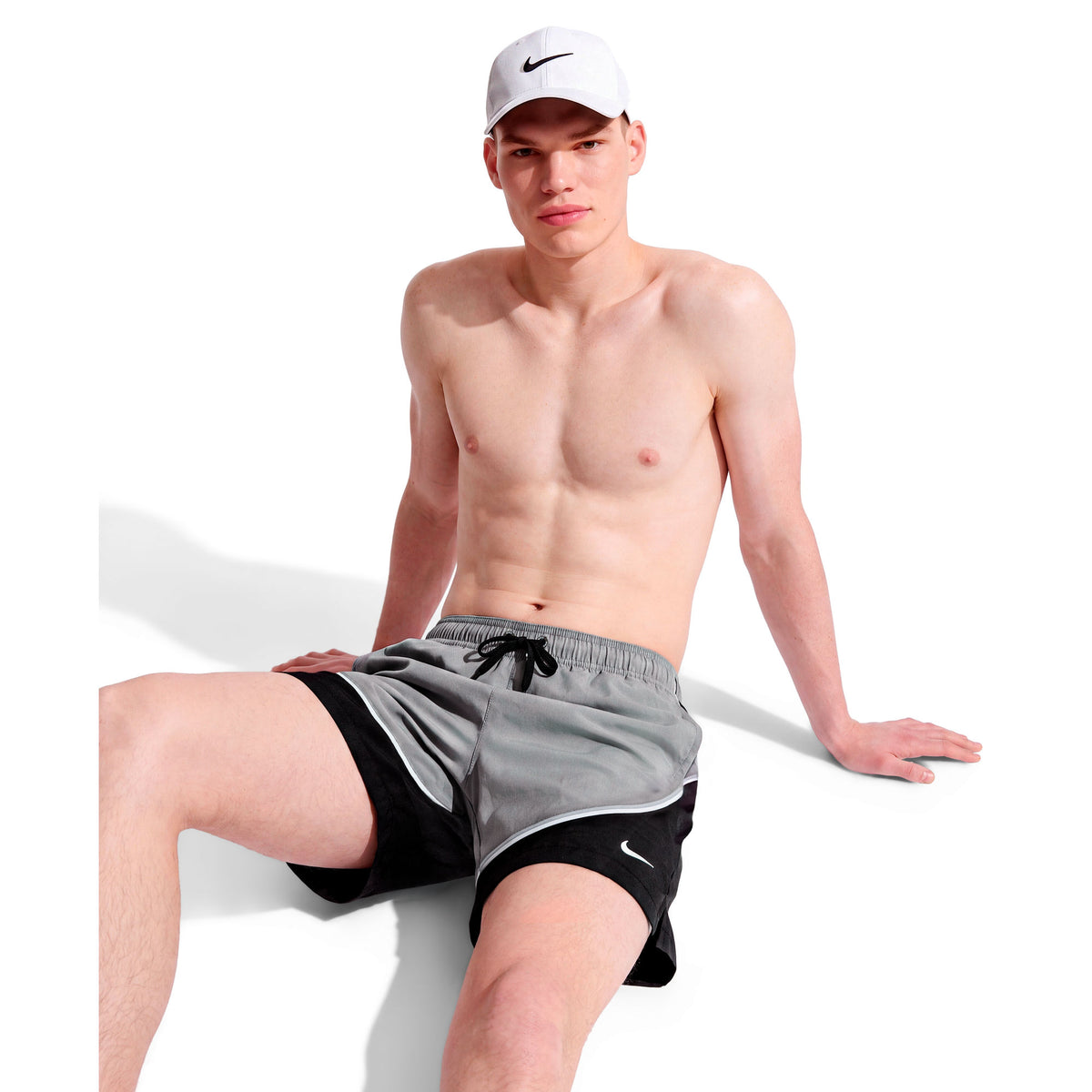 Nike Men's Swim Breaker 7 inch Two-Tone Brief-Lined Volley Short  Men's Volley Short  Nike