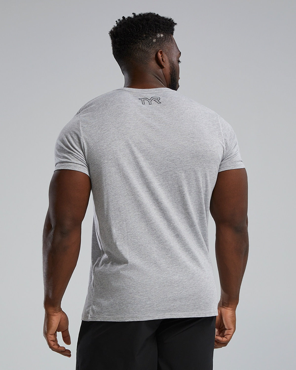 Tyr Adult Unisex Maverick Short Sleeve Tees  Short Sleeve Rash Guard  Tyr