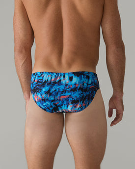 TYR Men's Durafast Lite Brief Swimsuit - Seismo  Swimming Briefs for Men  Tyr