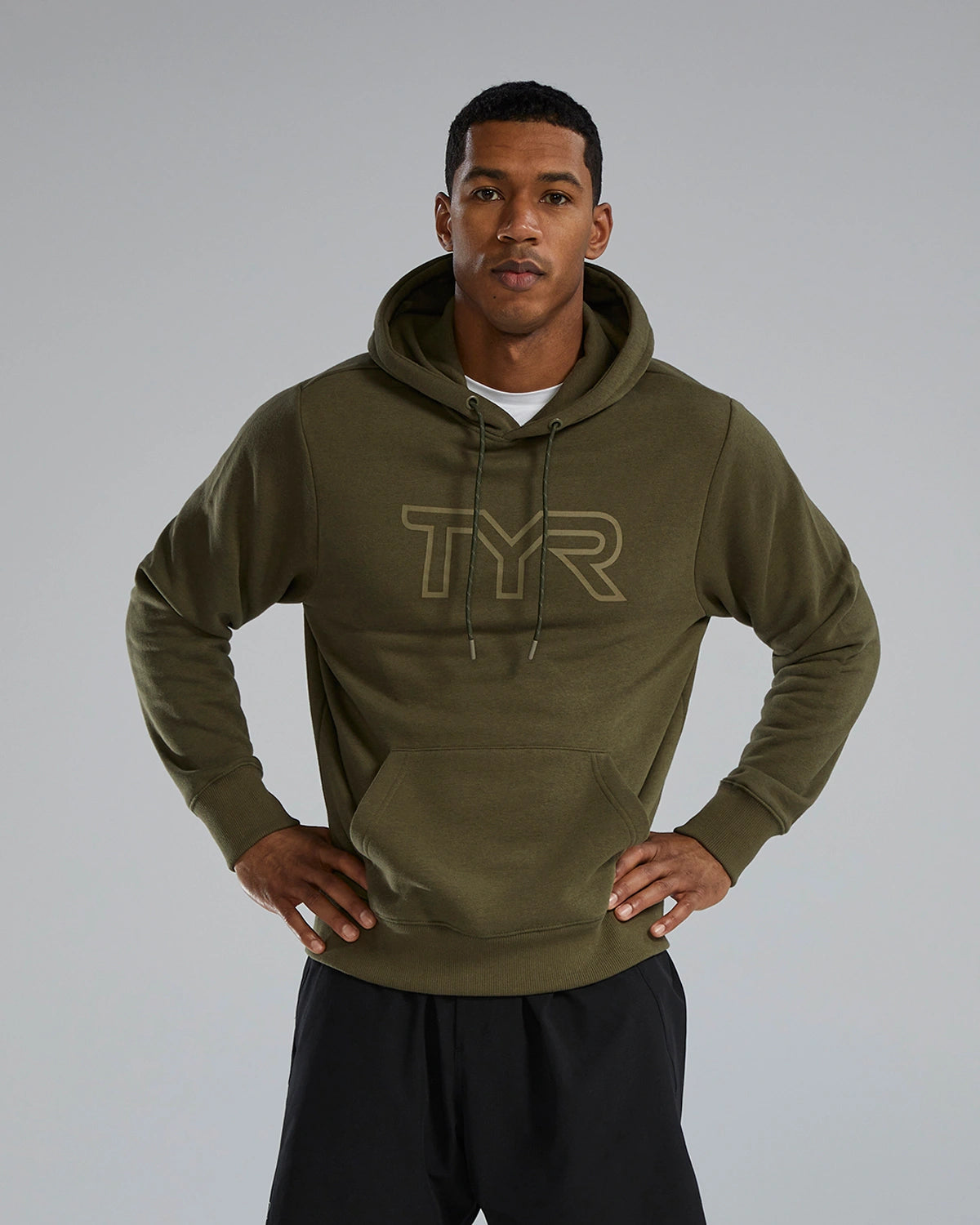 TYR Ultrasoft Midweight Fleece Big Logo Hoodie Felpa con Cappuccio TYR Ultrasoft Midweight Fleece Big Logo Hoodie Felpa con Cappuccio