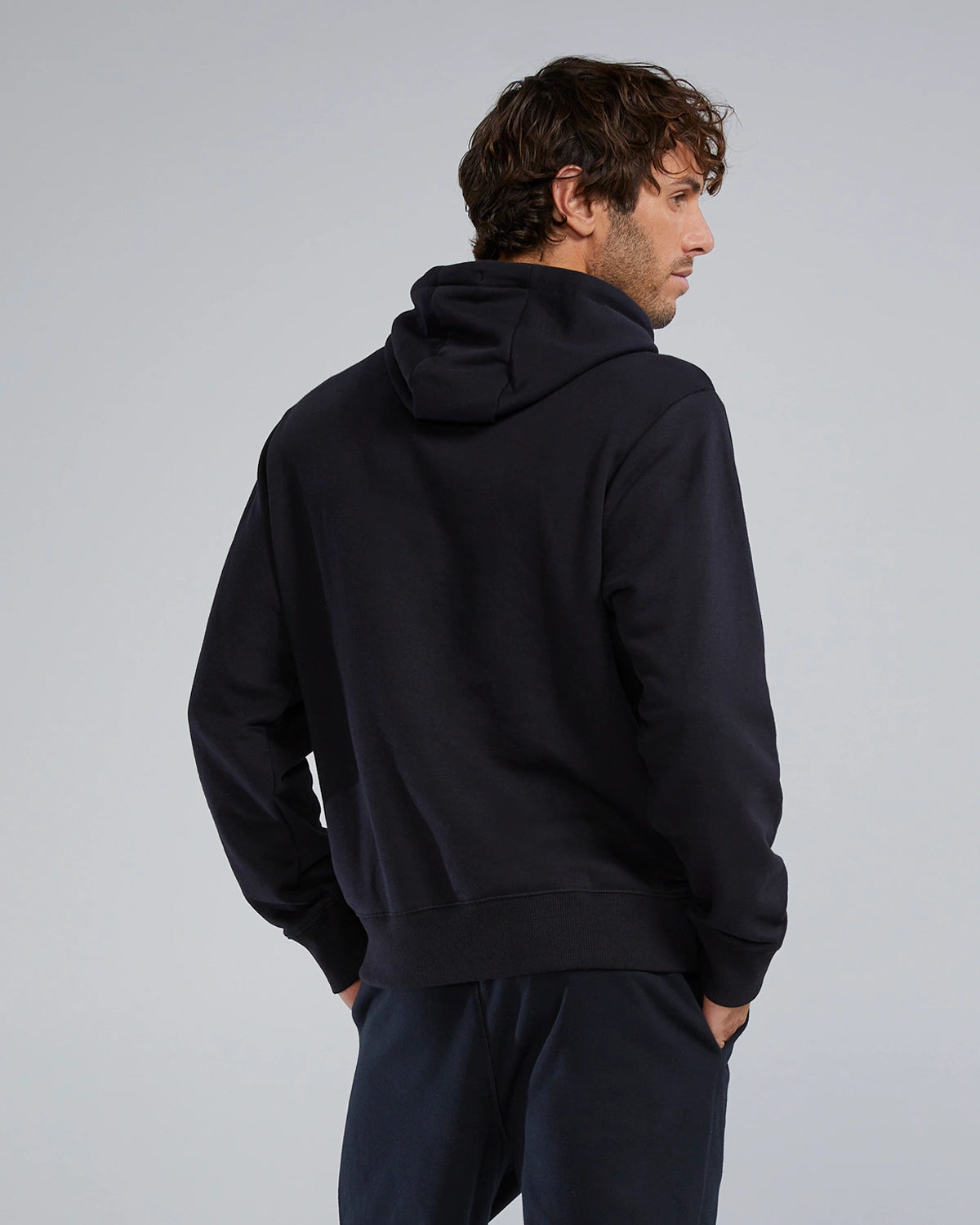 TYR Unisex Shoulder Logo Hoodies  Hoodie  Tyr