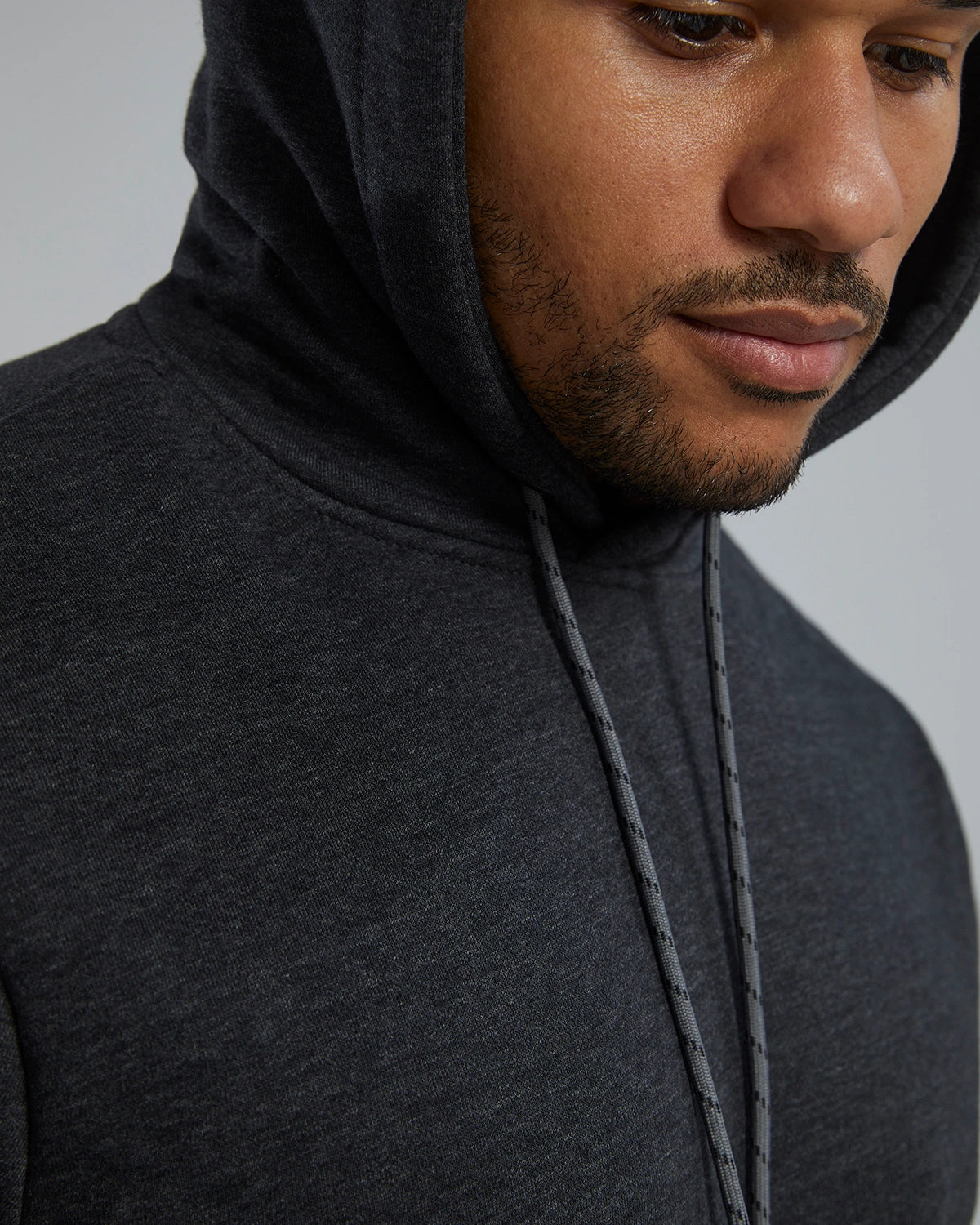 TYR Unisex Shoulder Logo Hoodies  Hoodie  Tyr