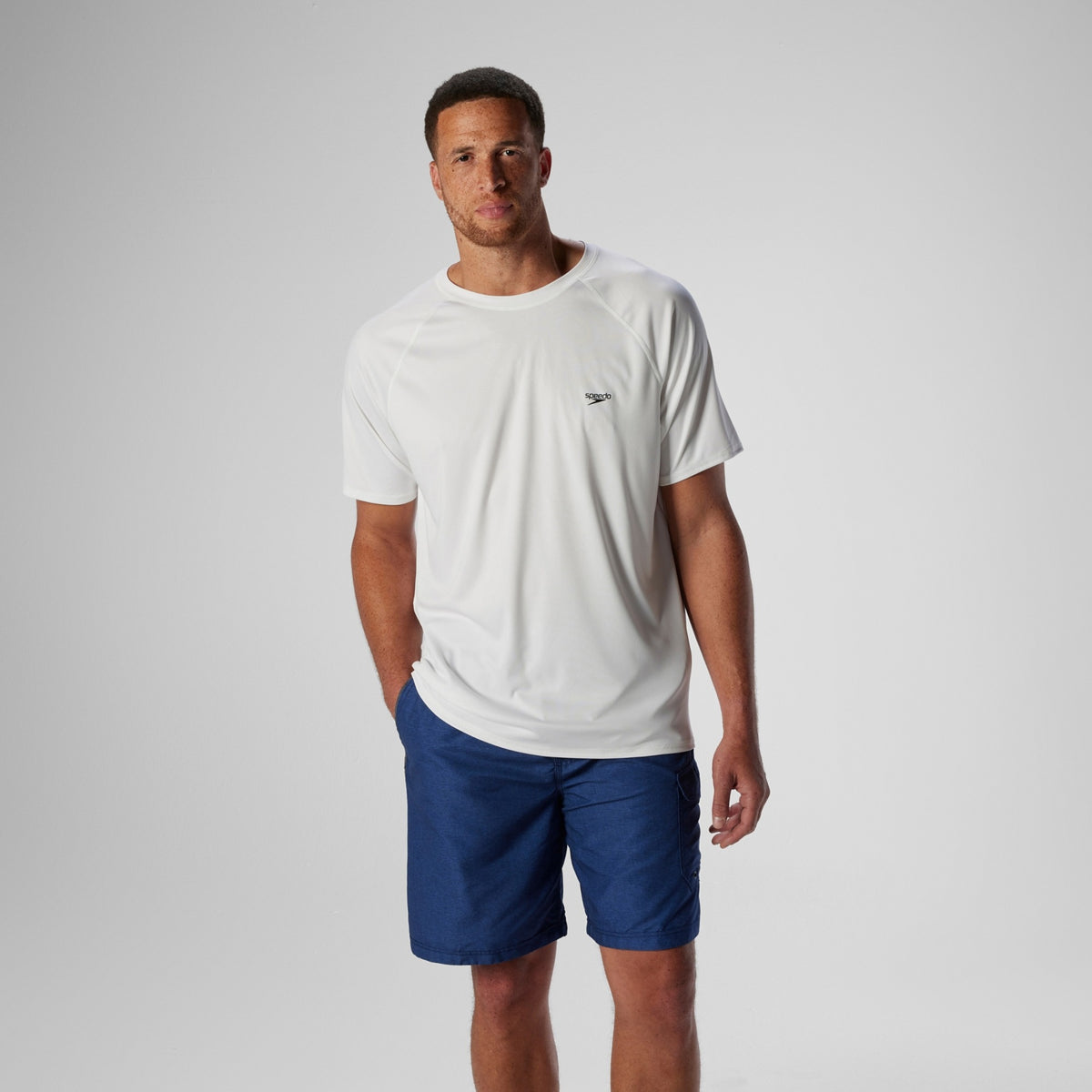 Speedo Men’s Swim Shirt Easy Short Sleeve Rash Guard  Short Sleeve Rash Guard  Speedo