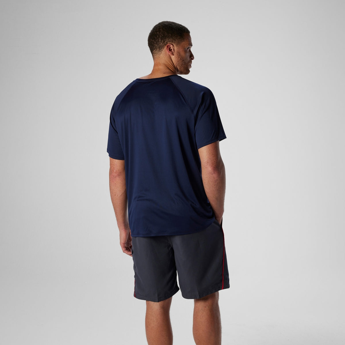 Speedo Men’s Swim Shirt Easy Short Sleeve Rash Guard  Short Sleeve Rash Guard  Speedo