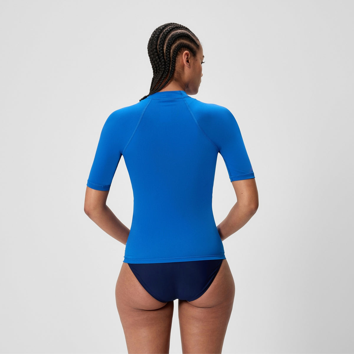 Speedo Women's Endurance+ Short Sleeve Rashguard  Short Sleeve Rash Guard  Speedo