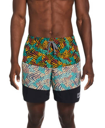 Nike Mens Wild Vibe Vortex 7in Volley Short  Boardshorts  Nike