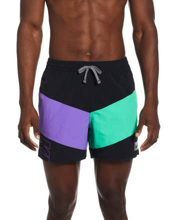 Nike Mens Multi Logo Vortex 5in Volley Short  Boardshorts  Nike